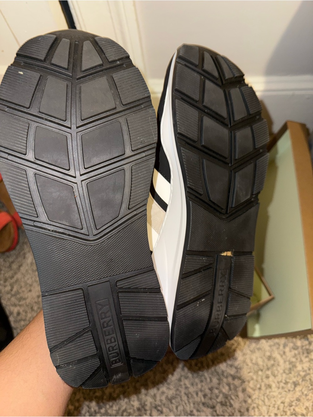 Burberry Sneakers (unisex) - Picture 6 of 8